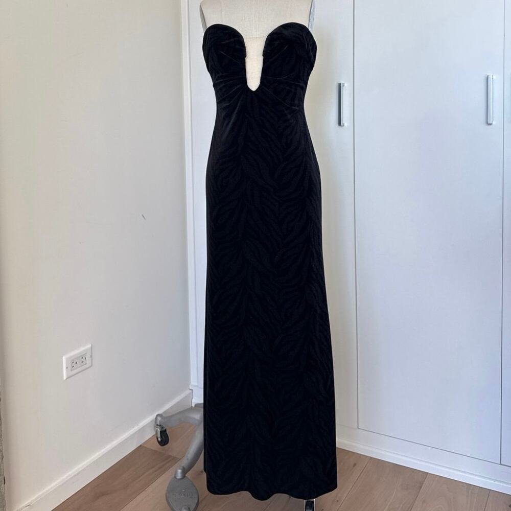 Liv Foster Velvet Sweetheart Gown SZ 0